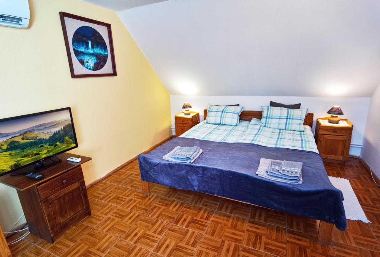 Family Vendeghaz Hotel Hajduszoboszlo Bagian luar foto